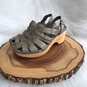 Timberland leather clog sandals
